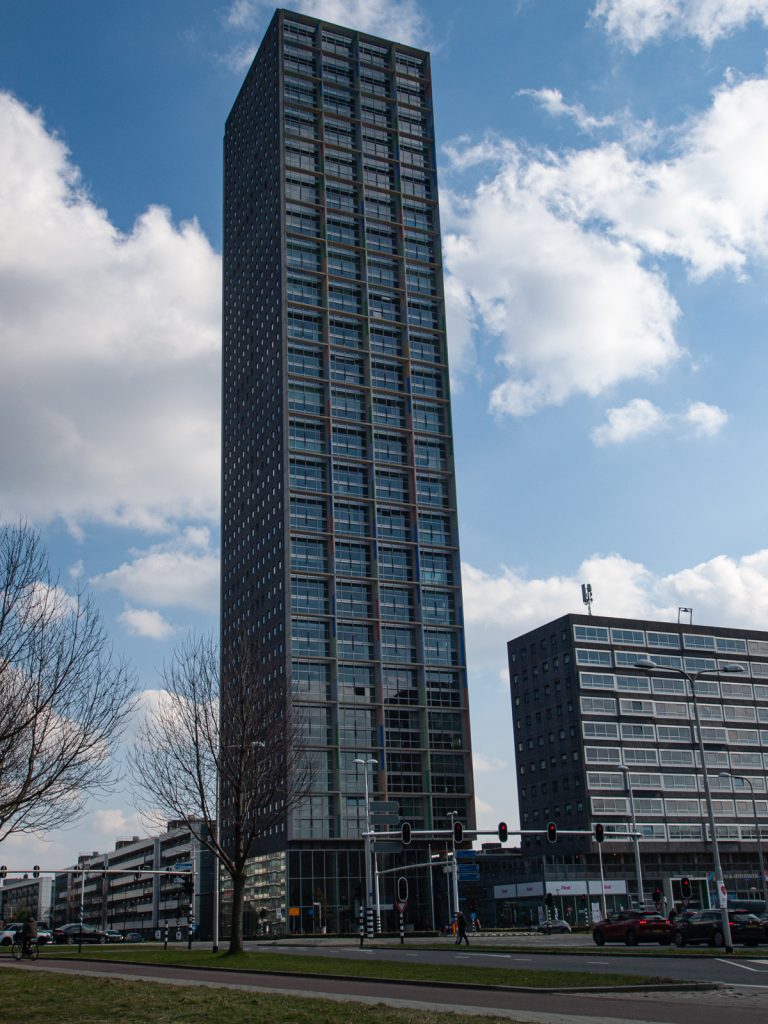 Westpoint Tower, de hoogste woontoren van Braband, 154 meter hoog.